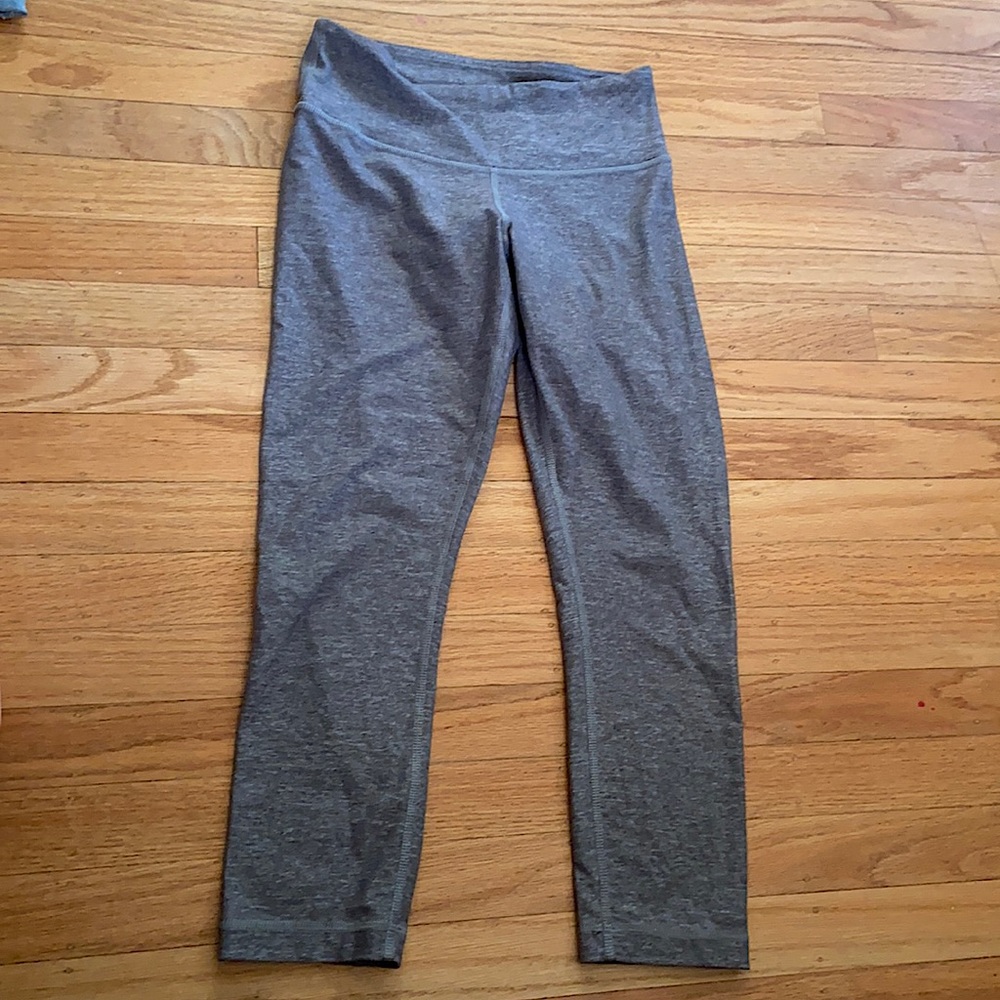 Lululemon crop grey leggings